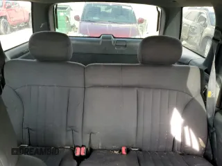 2003 Chevrolet Blazer LS z VIN 1GNDT13X53K143582, wystawiony jako Copart lot #43218675 z przebiegiem 182 827 mil mil oraz Szkoda całkowita • Salvage title. Historia ofert i sprzedaży dostępna na DreamBid. Obrazek 10.
