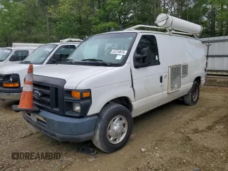 2008 Ford Econoline Cargo Commercial z VIN 1FTSE34L38DA26760, wystawiony jako Copart lot #61698075 z przebiegiem 155 493 mil mil oraz Czysty tytuł • Clean title. Historia ofert i sprzedaży dostępna na DreamBid. Obrazek 1.