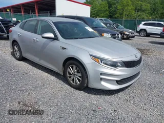 2016 Kia Optima LX z VIN KNAGT4L37G5105194, wystawiony jako IAAI lot #42272284 z przebiegiem 93 938 mil mil oraz . Historia ofert i sprzedaży dostępna na DreamBid. Obrazek 1.