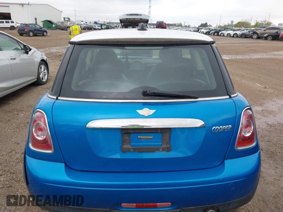 2011 MINI Hardtop with VIN WMWSU3C55BT252427, listed as a IAAI auction lot 42118852 with 151,077 mi miles and . Bid and sale history available at DreamBid. Image 17.