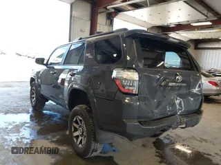 2024 Toyota 4Runner TRD Off Road with VIN JTERU5JRXR6253290, listed as a IAAI auction lot 42401529 with 17,136 mi miles and . Bid and sale history available at DreamBid. Image 3.