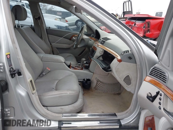 2003 Mercedes-Benz S-Class 4.3L with VIN WDBNG70J03A362023, listed as a IAAI auction lot 42110141 with 94,052 mi miles. Bid and sale history available at carsss.com. Image 5.