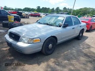2011 Ford Police Interceptor с VIN 2FABP7BV9BX103451, выставлен на аукционе IAAI как лот 42374793 с пробегом 170 929 миль миль и . История ставок и продаж доступна на DreamBid. Изображение 2.