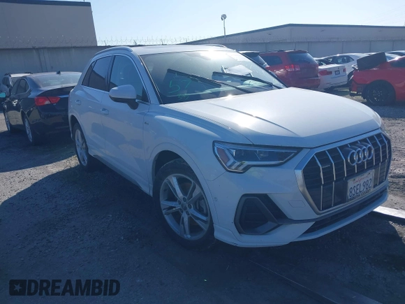 2020 Audi Q3 S line Prestige z VIN WA1FECF33L1073094, wystawiony jako IAAI lot #41568911 z przebiegiem 36 998 mil mil oraz . Historia ofert i sprzedaży dostępna na DreamBid. Obrazek 1.