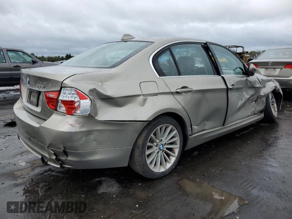 2010 BMW 3 Series 335i xDrive z VIN WBAPL3C54AA408833, wystawiony jako Copart lot #71853864 z przebiegiem Nie podano mil oraz Szkoda całkowita • Salvage title. Historia ofert i sprzedaży dostępna na DreamBid. Obrazek 3.