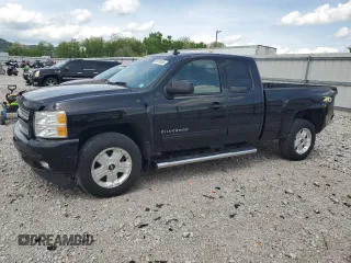 2013 Chevrolet Silverado 1500 LTZ with VIN 1GCRKTE72DZ414083, listed as a Copart auction lot 55218165 with 180,241 mi miles and Salvage Title. Bid and sale history available at DreamBid. Image 1.