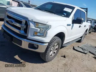 2015 Ford F-150 XLT with VIN 1FTEW1EFXFKE27190, listed as a IAAI auction lot 41670252 with 250,077 mi miles. Bid and sale history available at carsss.com. Image 2.