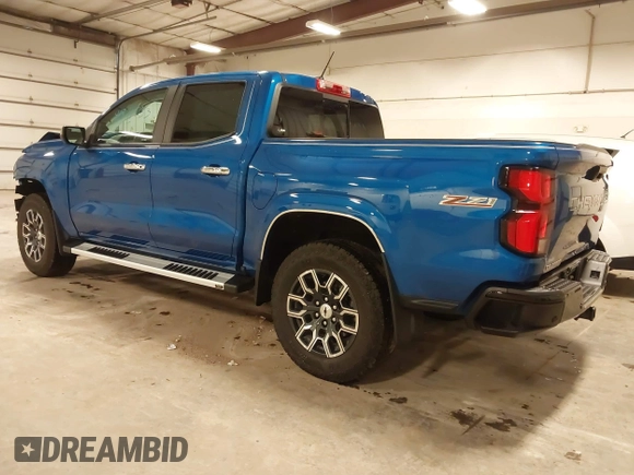 2024 Chevrolet Colorado 4WD Z71 with VIN 1GCPTDEK0R1120279, listed as a IAAI auction lot 41811733 with 6,611 mi miles and . Bid and sale history available at DreamBid. Image 3.