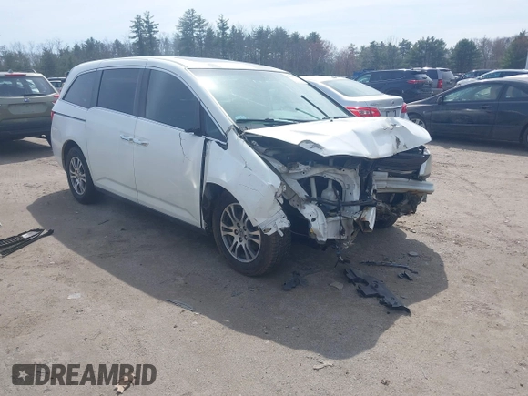 2012 Honda Odyssey EX-L with VIN 5FNRL5H65CB082916, listed as a IAAI auction lot 42052713 with 217,267 mi miles and . Bid and sale history available at carsss.com. Image 1.