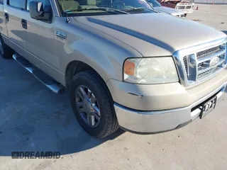 2008 Ford F-150 XL with VIN 1FTRW12W48FA88086, listed as a IAAI auction lot 40927853 with 259,522 mi miles. Bid and sale history available at carsss.com. Image 17.
