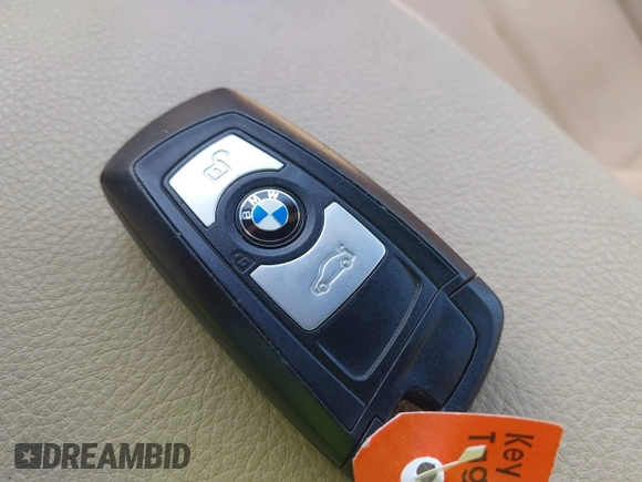 2015 BMW 4 Series 428i с VIN WBA3V5C57F5A79035, выставлен на аукционе IAAI как лот 42135872 с пробегом 76 055 миль миль и . История ставок и продаж доступна на DreamBid. Изображение 11.
