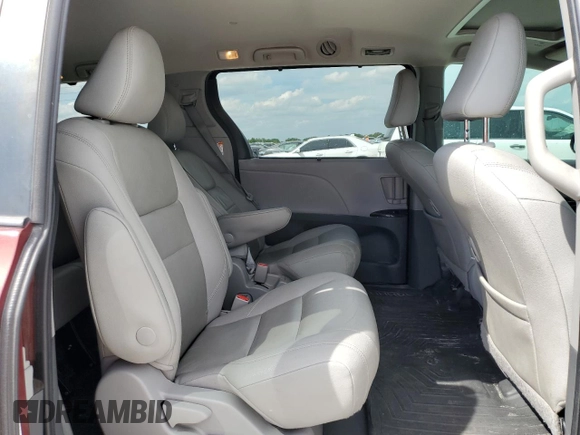 2020 Toyota Sienna XLE Auto Access Seat with VIN 5TDYZ3DC1LS076553, listed as a Copart auction lot 50412065 with 142,155 mi miles and Salvage Title. Bid and sale history available at carsss.com. Image 11.