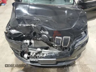 2019 Jeep Cherokee Latitude Plus с VIN 1C4PJMLB5KD198599, выставлен на аукционе Copart как лот 86271604 с пробегом 71 388 миль миль и Списание • Salvage title. История ставок и продаж доступна на DreamBid. Изображение 12.