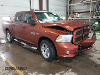 2013 Ram 1500 Express z VIN 1C6RR7KT9DS669382, wystawiony jako IAAI lot #40960780 z przebiegiem 177 911 mil mil oraz . Historia ofert i sprzedaży dostępna na DreamBid. Obrazek 1.