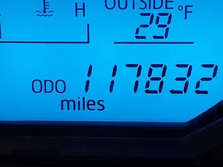 2014 Toyota RAV4 LE with VIN 2T3BFREV0EW132534, listed as a IAAI auction lot 41744336 with 117,832 mi miles and . Bid and sale history available at DreamBid. Image 15.