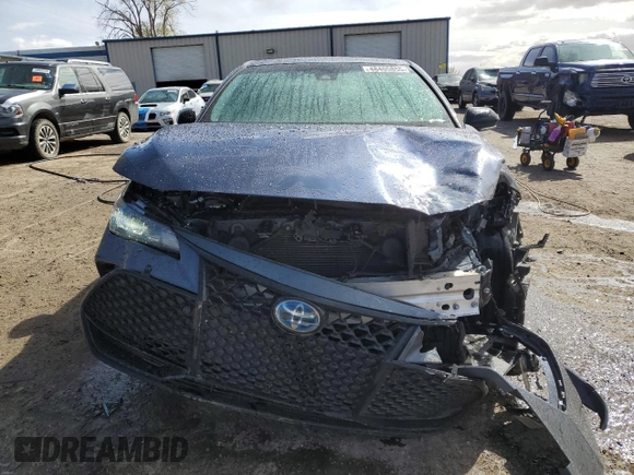 2021 Toyota Avalon Hybrid XSE z VIN 4T1EA1AB4MU009108, wystawiony jako Copart lot #48405855 z przebiegiem 41 097 mil mil oraz Szkoda całkowita • Salvage title. Historia ofert i sprzedaży dostępna na DreamBid. Obrazek 5.