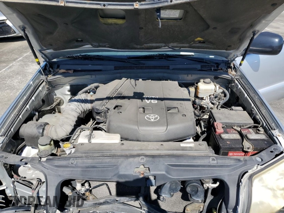 2009 Toyota 4Runner SR5 z VIN JTEZU14R39K026678, wystawiony jako Copart lot #47125445 z przebiegiem 142 719 mil mil oraz Szkoda całkowita • Salvage title. Historia ofert i sprzedaży dostępna na DreamBid. Obrazek 12.
