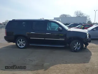 2012 GMC Yukon XL Denali with VIN 1GKS2MEF2CR252084, listed as a IAAI auction lot 41802335 with 88,958 mi miles. Bid and sale history available at carsss.com. Image 13.