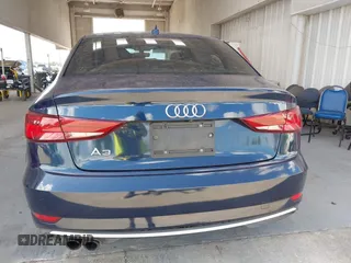 2017 Audi A3 Premium z VIN WAUAUGFF1H1058697, wystawiony jako IAAI lot #42159744 z przebiegiem 55 852 mil mil oraz . Historia ofert i sprzedaży dostępna na DreamBid. Obrazek 17.