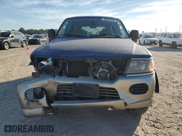 2001 Mitsubishi Montero Sport XLS with VIN JA4LS31H41P046771, listed as a Copart auction lot 82642284 with 178,969 mi miles and Salvage Title. Bid and sale history available at carsss.com. Image 5.