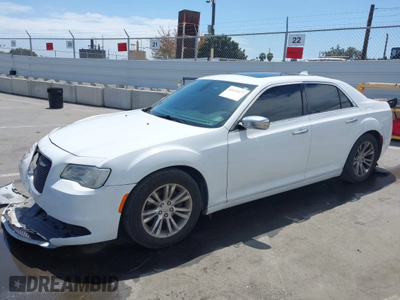 2016 Chrysler 300 C z VIN 2C3CCAEG3GH212241, wystawiony jako IAAI lot #42131477 z przebiegiem 179 973 mil mil oraz . Historia ofert i sprzedaży dostępna na DreamBid. Obrazek 18.