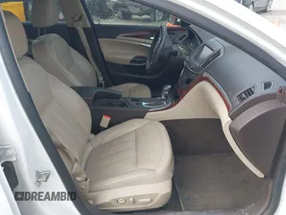 2016 Buick Regal Premium II z VIN 2G4GS5GX0G9182335, wystawiony jako IAAI lot #42356491 z przebiegiem 136 068 mil mil oraz . Historia ofert i sprzedaży dostępna na DreamBid. Obrazek 5.