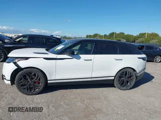 2024 Land Rover Range Rover Velar Dynamic SE with VIN SALYL2EX1RA370322, listed as a IAAI auction lot 41572336 with 32,939 mi miles and . Bid and sale history available at DreamBid. Image 15.