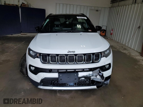 2024 Jeep Compass Limited z VIN 3C4NJDCN2RT609995, wystawiony jako Copart lot #63028605 z przebiegiem 29 744 mil mil oraz Czysty tytuł • Clean title. Historia ofert i sprzedaży dostępna na DreamBid. Obrazek 5.