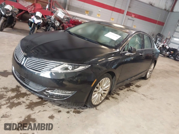 2013 Lincoln MKZ with VIN 3LN6L2JK6DR811848, listed as a IAAI auction lot 42246185 with Not provided miles and . Bid and sale history available at DreamBid. Image 2.