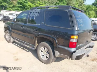 2005 Chevrolet Tahoe LT with VIN 1GNEK13T05R136750, listed as a IAAI auction lot 42054813 with 1 mi miles. Bid and sale history available at carsss.com. Image 3.