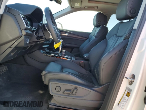 2024 Audi Q5 S line Premium with VIN WA1G2AFY1R2069111, listed as a Copart auction lot 46171785 with 10,350 mi miles and Salvage title. Bid and sale history available at DreamBid. Image 7.