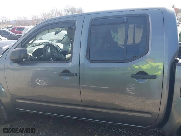 2016 Nissan Frontier SV with VIN 1N6AD0ER8GN706269, listed as a IAAI auction lot 41922466 with 168,371 mi miles. Bid and sale history available at carsss.com. Image 15.