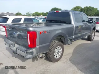 2024 Ford F-250 XL with VIN 1FT7W2BT5RED57884, listed as a IAAI auction lot 42605362 with 37,644 mi miles and . Bid and sale history available at DreamBid. Image 4.