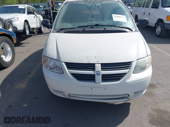 2006 Dodge Caravan SXT with VIN 1D4GP45R96B728828, listed as a IAAI auction lot 42088736 with 138,028 mi miles and . Bid and sale history available at DreamBid. Image 6.