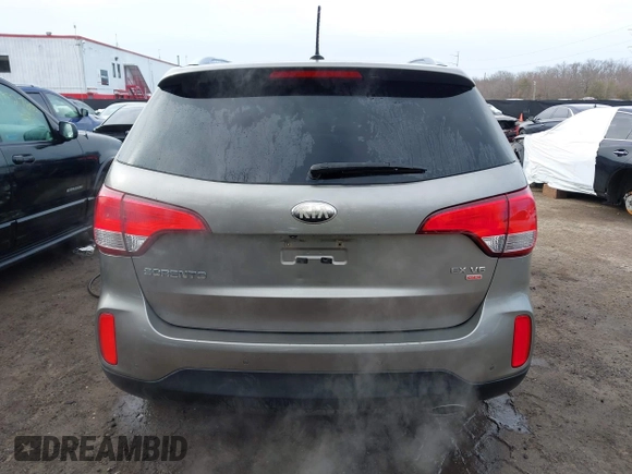 2014 Kia Sorento EX with VIN 5XYKUDA73EG468614, listed as a IAAI auction lot 41721133 with 114,297 mi miles. Bid and sale history available at carsss.com. Image 16.