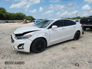 2019 Ford Fusion Titanium z VIN 3FA6P0SUXKR231616, wystawiony jako Copart lot #65011175 z przebiegiem 231 260 mil mil oraz Szkoda całkowita • Salvage title. Historia ofert i sprzedaży dostępna na DreamBid. Obrazek 1.