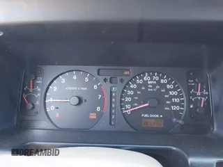 2002 Isuzu Trooper S with VIN JACDS58X227J00202, listed as a IAAI auction lot 41717506 with 164,206 mi miles and . Bid and sale history available at DreamBid. Image 7.