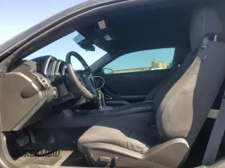 2014 Chevrolet Camaro LT z VIN 2G1FB1E32E9250309, wystawiony jako Copart lot #62148335 z przebiegiem 92 544 mil mil oraz Szkoda całkowita • Salvage title. Historia ofert i sprzedaży dostępna na DreamBid. Obrazek 7.