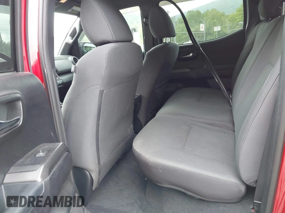 2017 Toyota Tacoma SR5 с VIN 5TFCZ5AN9HX117492, выставлен на аукционе IAAI как лот 42249664 с пробегом 96 781 миль миль и . История ставок и продаж доступна на DreamBid. Изображение 8.