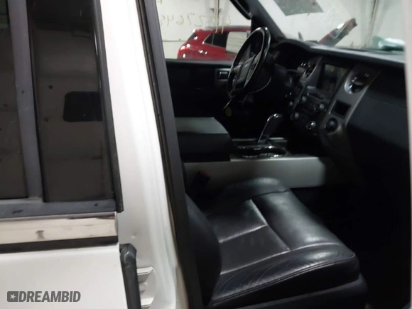 2016 Ford Expedition Limited with VIN 1FMJU2AT5GEF07157, listed as a IAAI auction lot 41327648 with 115,155 mi miles. Bid and sale history available at carsss.com. Image 5.