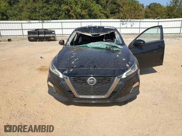 2022 Nissan Altima 2.0 SR with VIN 1N4AL4CV2NN365743, listed as a Copart auction lot 77770474 with 44,440 mi miles and Salvage Title. Bid and sale history available at carsss.com. Image 5.