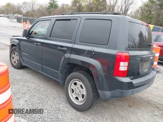 2014 Jeep Patriot Sport with VIN 1C4NJPBB7ED822885, listed as a IAAI auction lot 41947079 with 76,740 mi miles. Bid and sale history available at carsss.com. Image 3.