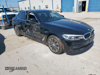 2017 BMW 5 Series 540i with VIN WBAJE5C33HG913814, listed as a Copart auction lot 53142865 with 71,822 mi miles and Salvage title. Bid and sale history available at DreamBid. Image 4.