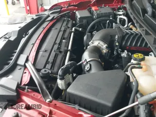 2023 Cadillac Escalade 4WD Sport z VIN 1GYS4FKLXPR327898, wystawiony jako IAAI lot #41420214 z przebiegiem 11 960 mil mil oraz . Historia ofert i sprzedaży dostępna na DreamBid. Obrazek 24.