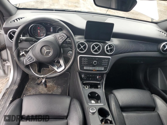 2018 Mercedes-Benz CLA 250 with VIN WDDSJ4EB5JN570545, listed as a Copart auction lot 42720865 with 161,433 mi miles and Salvage title. Bid and sale history available at DreamBid. Image 8.