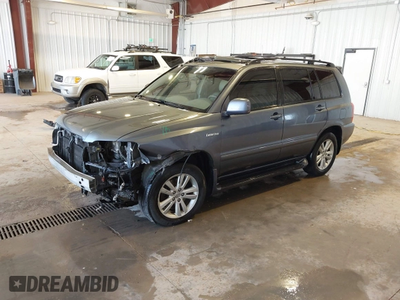 2006 Toyota Highlander Hybrid with VIN JTEDW21AX60002782, listed as a IAAI auction lot 41979903 with 295,778 mi miles. Bid and sale history available at carsss.com. Image 2.