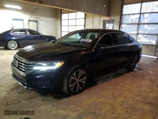 2020 Volkswagen Passat 2.0T SEL with VIN 1VWCA7A39LC003622, listed as a Copart auction lot 43281103 with 30,014 mi miles. Bid and sale history available at carsss.com. Image 1.