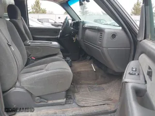 2003 Chevrolet Silverado 1500 LS with VIN 2GCEK19T131198891, listed as a IAAI auction lot 41984062 with 179,986 mi miles. Bid and sale history available at carsss.com. Image 5.