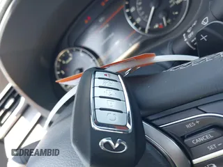 2023 Infiniti QX50 Luxe z VIN 3PCAJ5BA7PF116022, wystawiony jako IAAI lot #42321592 z przebiegiem 18 758 mil mil oraz . Historia ofert i sprzedaży dostępna na DreamBid. Obrazek 11.