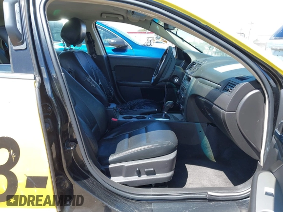 2012 Ford Fusion Hybrid with VIN 3FADP0L31CR284736, listed as a IAAI auction lot 42246142 with 384,612 mi miles and . Bid and sale history available at DreamBid. Image 5.